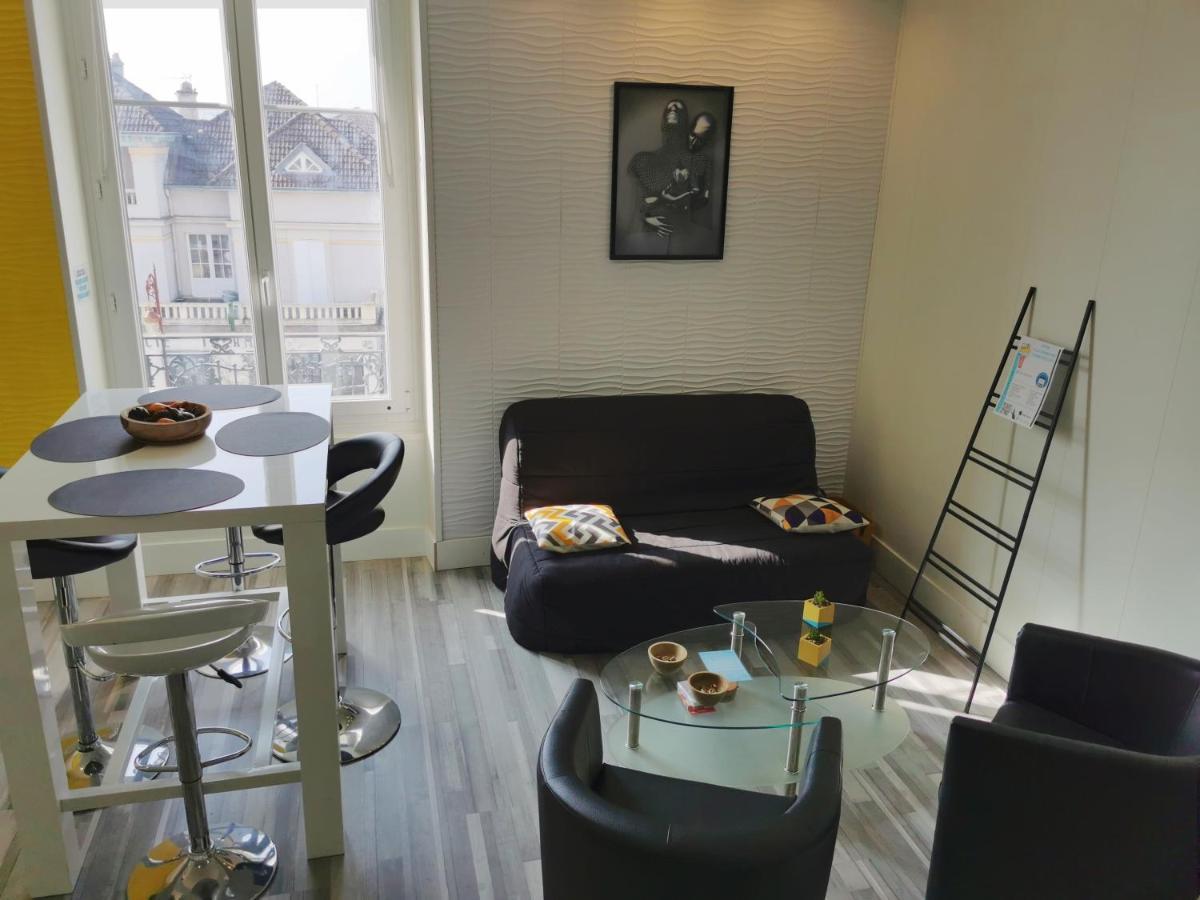 Vittel Loc'S - Le 214, Classe 3 Etoiles Osez L'Experience Exteriör bild